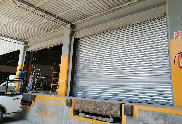 cortinas para bodegas